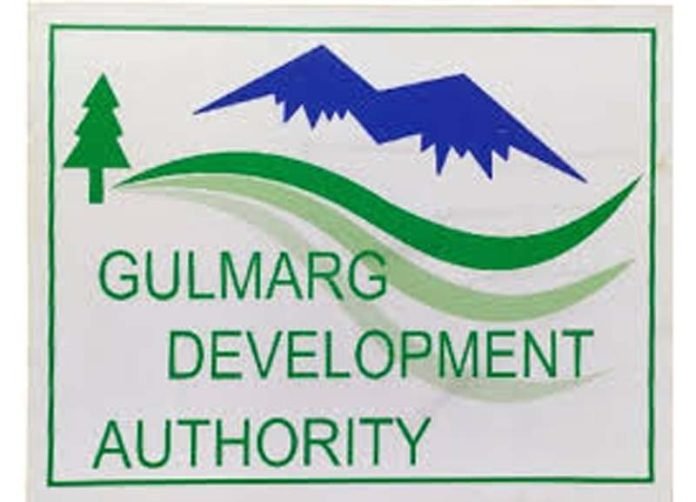 Gulmarg to Go Plastic-Free: Hoteliers Directed to Switch to Glass Bottles