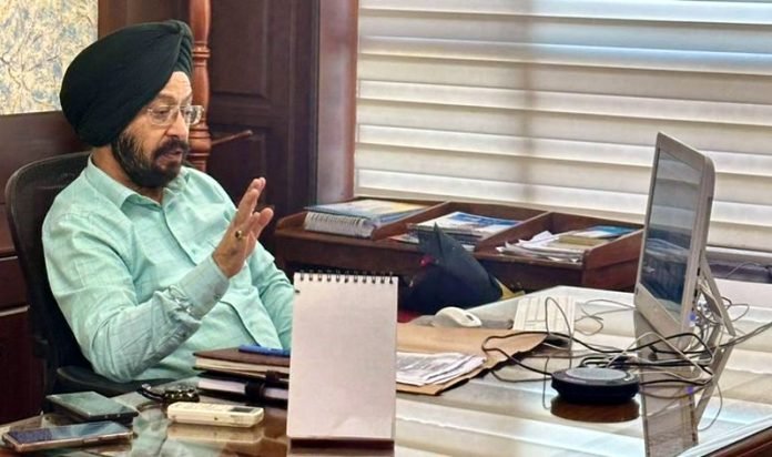 Rajinder Singh Tara Chairs First Meeting with DYSSOs: Focus on Sports Development and Upcoming Events