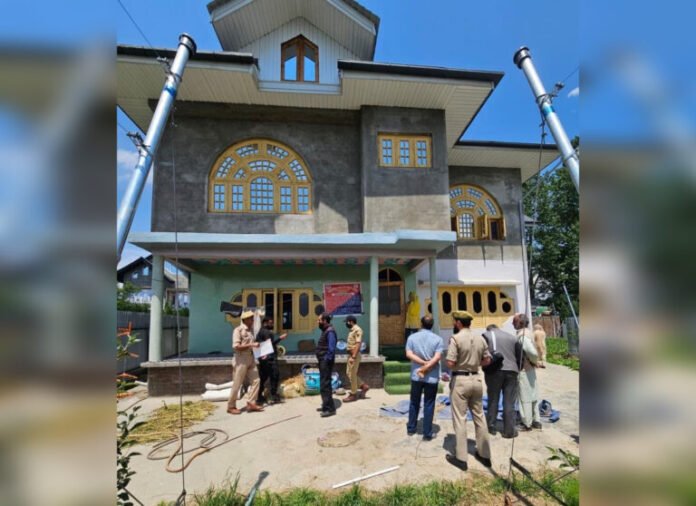 sRINAGAR-pOLICE-4-768x558